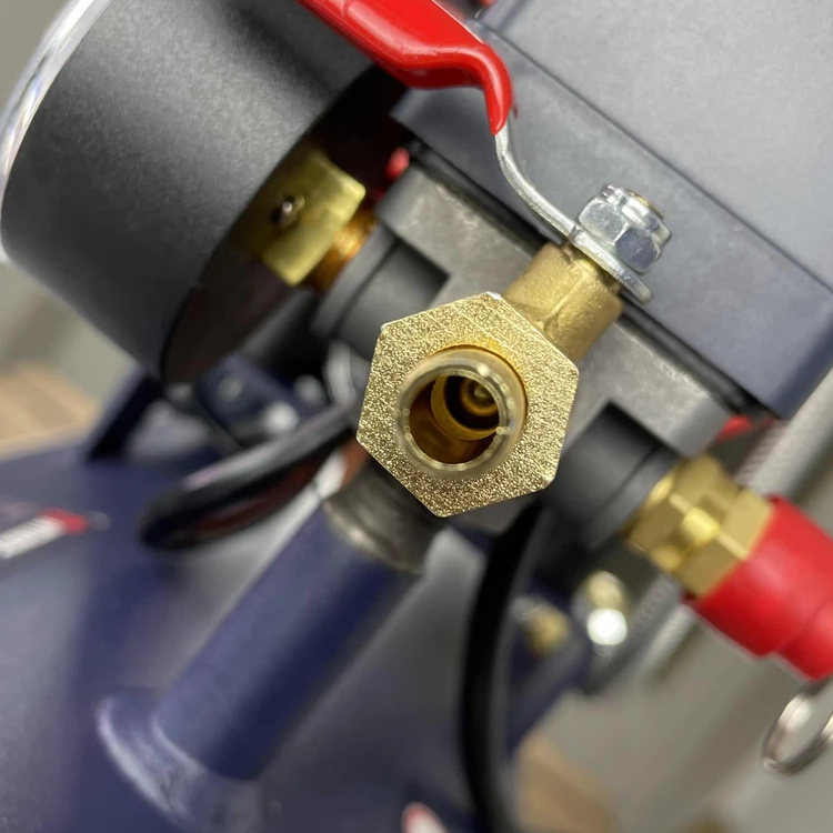 کمپرسور باد 30 لیتری سایلنت اینتیمکس INTIMAX مدل 30L