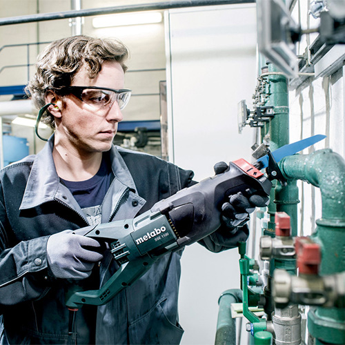 اره افقی بر 1100 وات متابو مدل SSE 1100