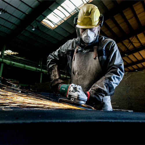 فرز سنگبری 2400 وات متابو مدل W24-230MVT